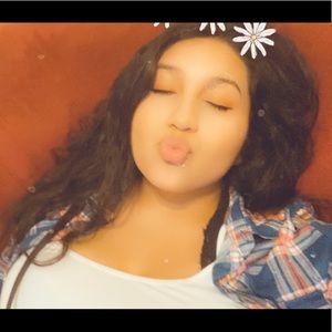 Meet your Posher, Lorena